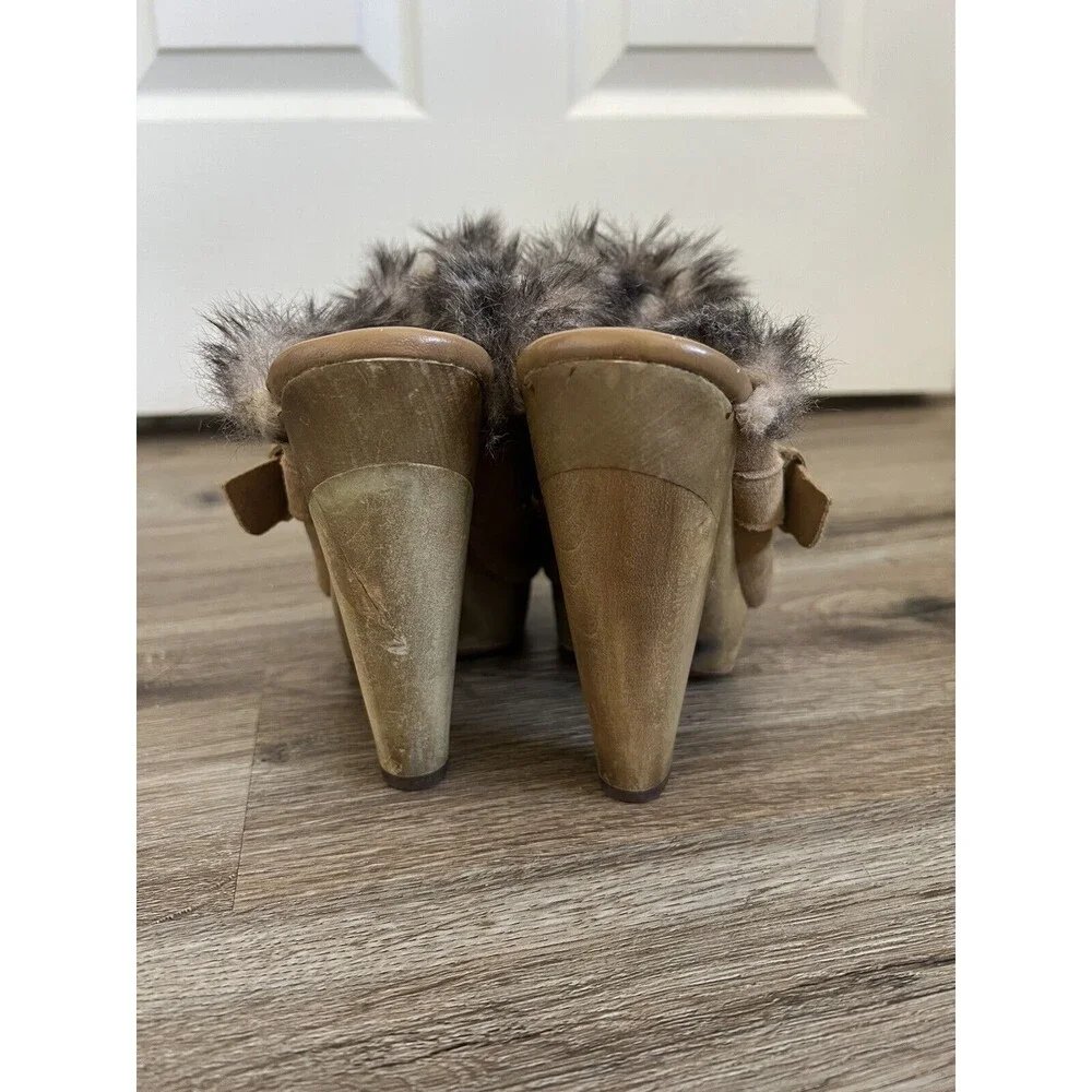 Michael Kors MMK 5.5 Khaki Suede Collette Faux Fur Stud Buckle Mules Clogs - Picture 5 of 11